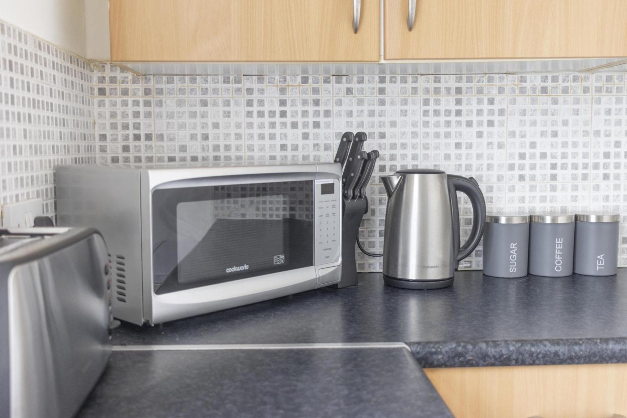 Alexandra - Large 3 Bed Perfect For Contractors, Free Parking, Fast Wifi And Great Value! Plymouth Exterior foto